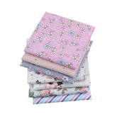 CraftsFabrics Lot de 7 tissus 100 % coton à imprimé floral rose 40 x 50 cm